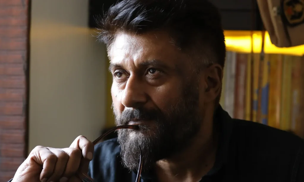 ‘उनके पास रणबीर कपूर का बहिष्कार करने की औकात नहीं है’: विवेक अग्निहोत्री ने बॉलीवुड के दोहरे मानदंडों की आलोचना की, कहा कि फिल्म निर्माता चुपके से सितारों की बुराई करते हैं, लेकिन फिर भी ‘साडी एक्टिंग’ के लिए ₹150 करोड़ का भुगतान करते हैं