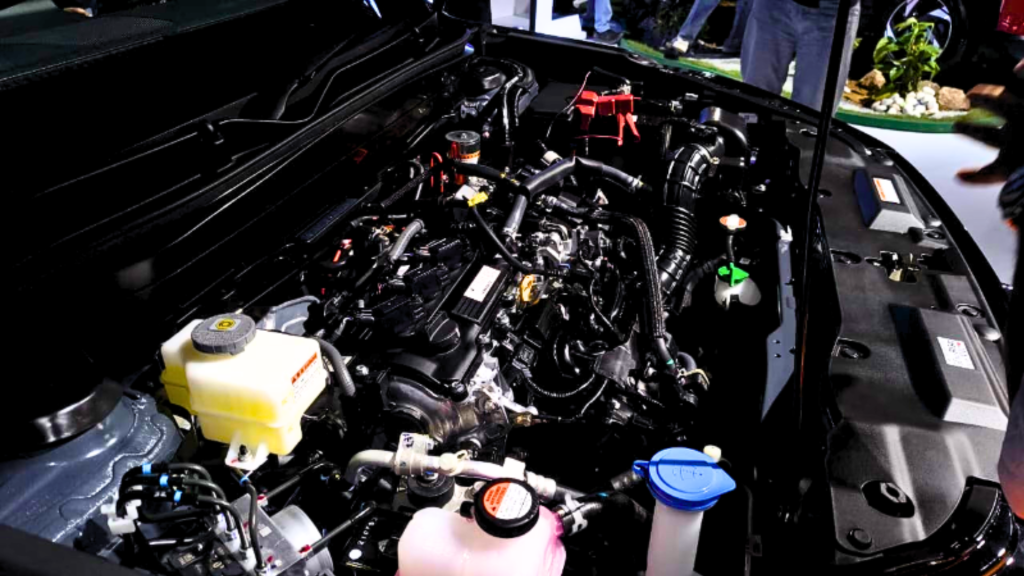 Maruti Victoris के माइलेज व इंजन विकल्पों का पर्दाफाश