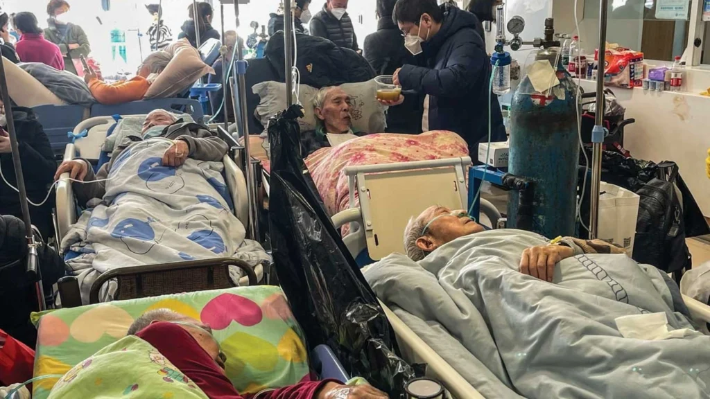 Japan के अस्पतालों में Flu Outbreak से हड़कंप