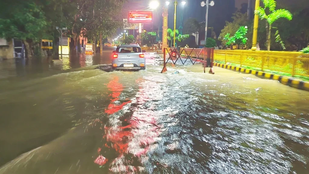 Varanasi में बारिश ने तोड़ा 125 साल पुराना रिकॉर्ड