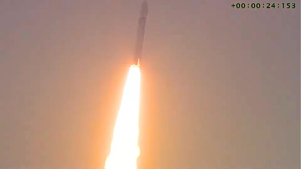 ISRO के LVM3 ने GSAT-7R को सफलतापूर्वक लॉन्च किया