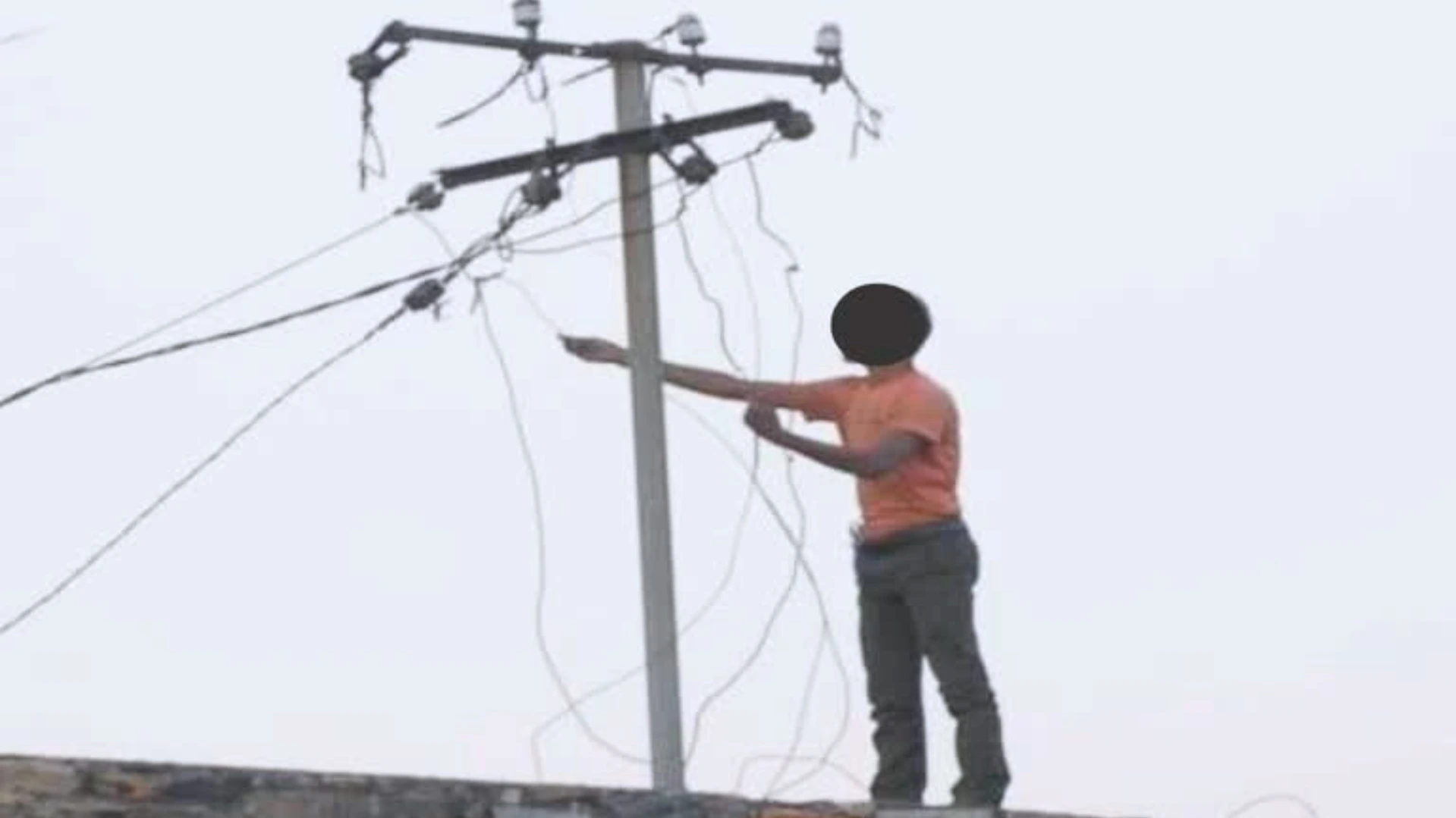 Varanasi में 1635 करोड़ का बिजली बिल बकाया: 63,978 उपभोक्ता ने आज तक नहीं किया भुगतान, सरकारी विभाग भी सूची में शामिल