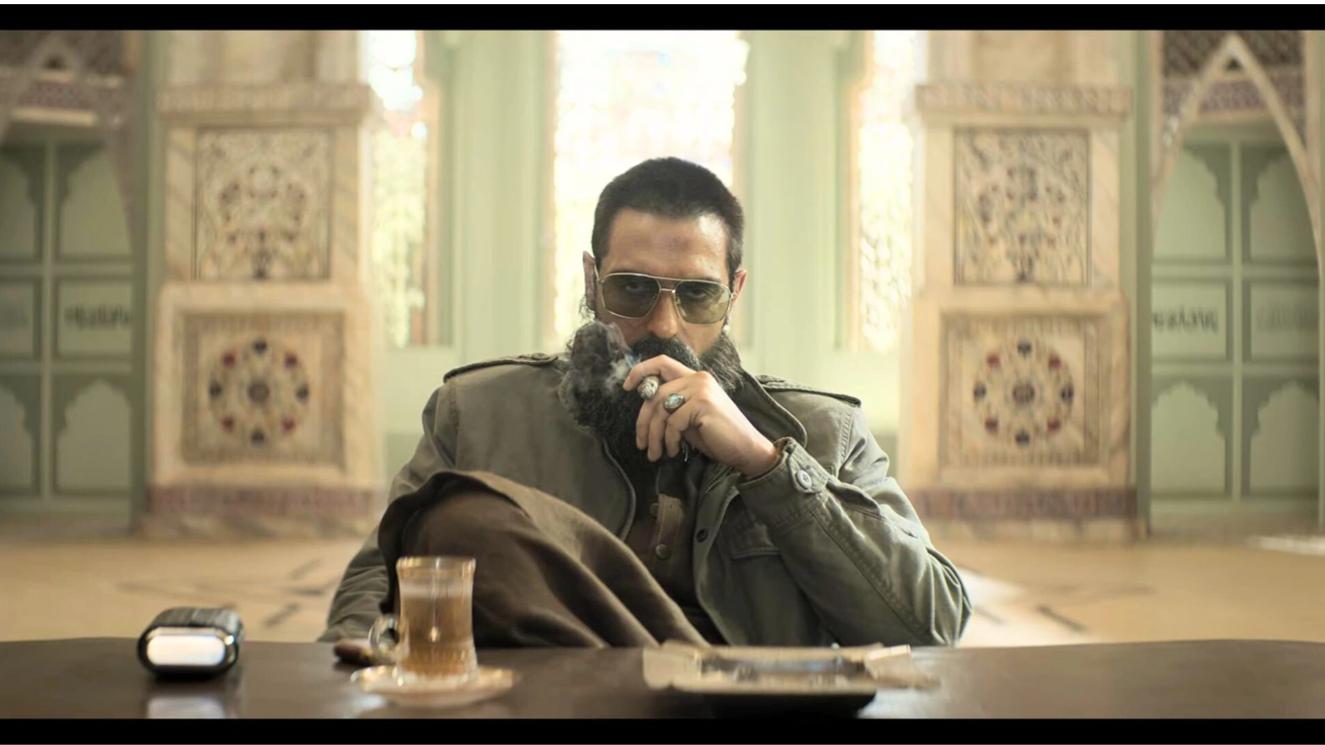 Dhurandhar Trailer Launch: रणवीर सिंह और सारा अर्जुन की ज़बरदस्त केमिस्ट्री, आर. माधवन और अर्जुन रामपाल के स्टाइलिश लुक्स, 5 दिसंबर को रिलीज हो रही Dhurandhar