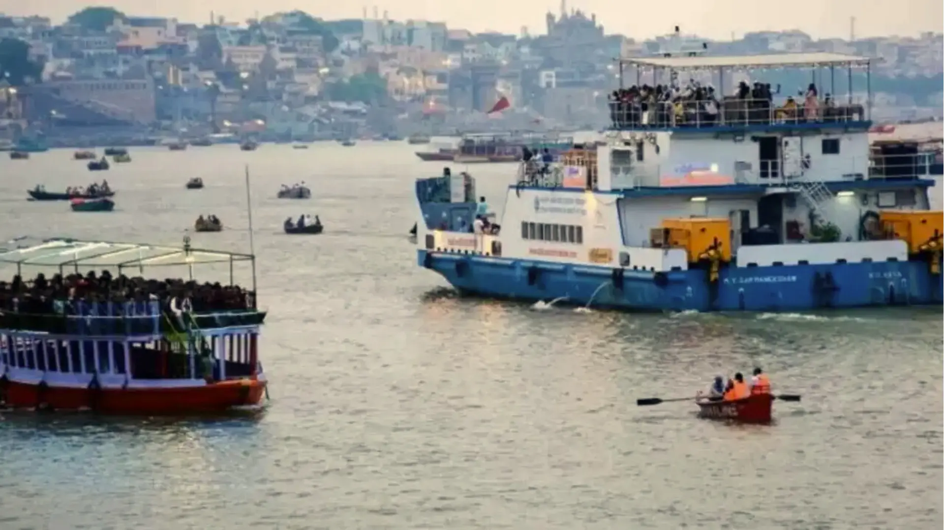 Varanasi : गंगा में 19 किलोमीटर के दायरे से हटेंगे बड़े पत्थर: मालवाहक और क्रूज संचालन को मिलेगी रफ्तार