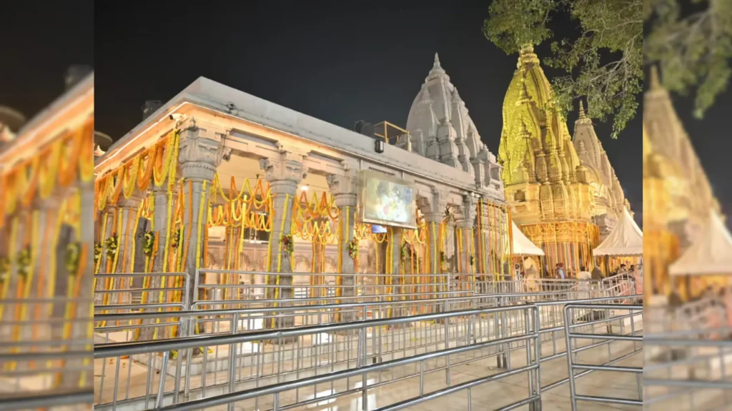 Kashi Vishwanath मंदिर में स्पर्श दर्शन पर दो दिन रोक