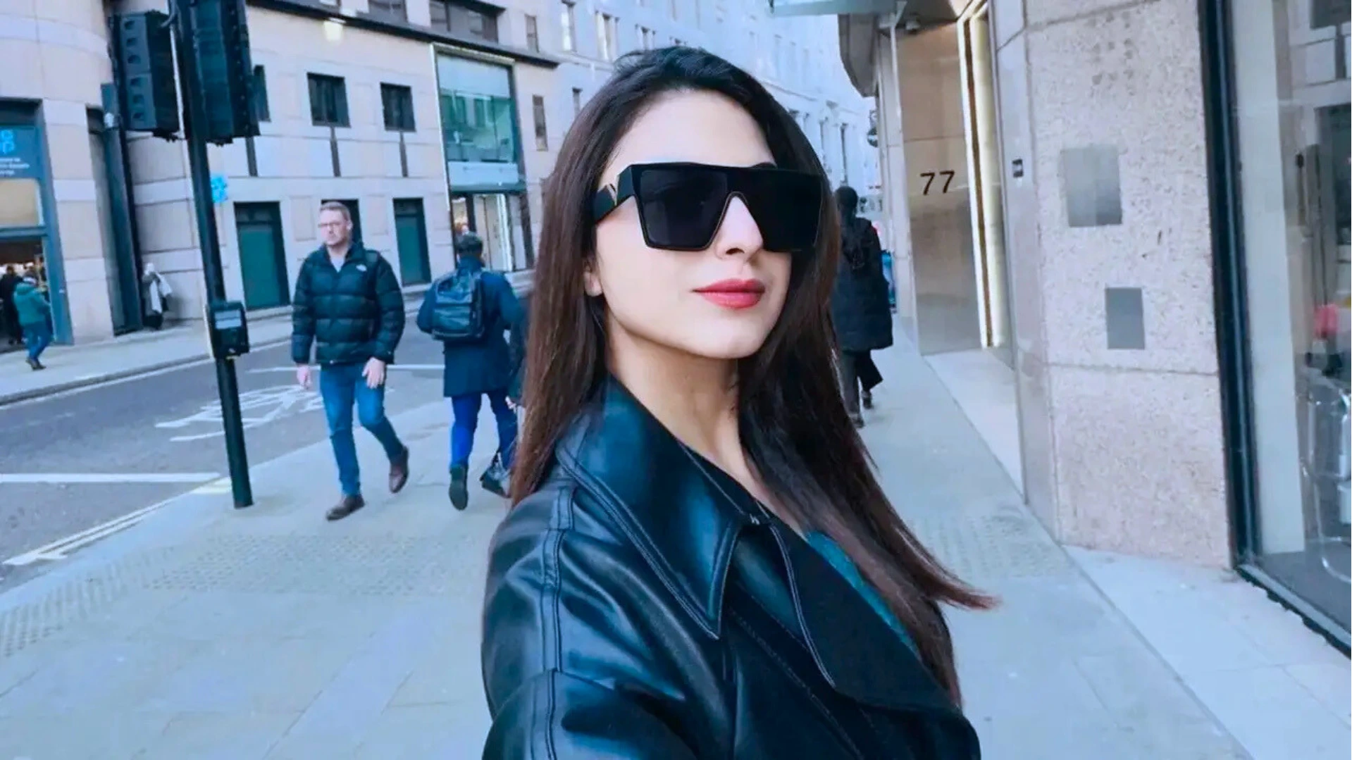 Bigg Boss 19: ग्रैंड फिनाले से पहले, टॉप 3 में कौन जगह बनाएगा? फरहाना, गौरव, या प्रणित?