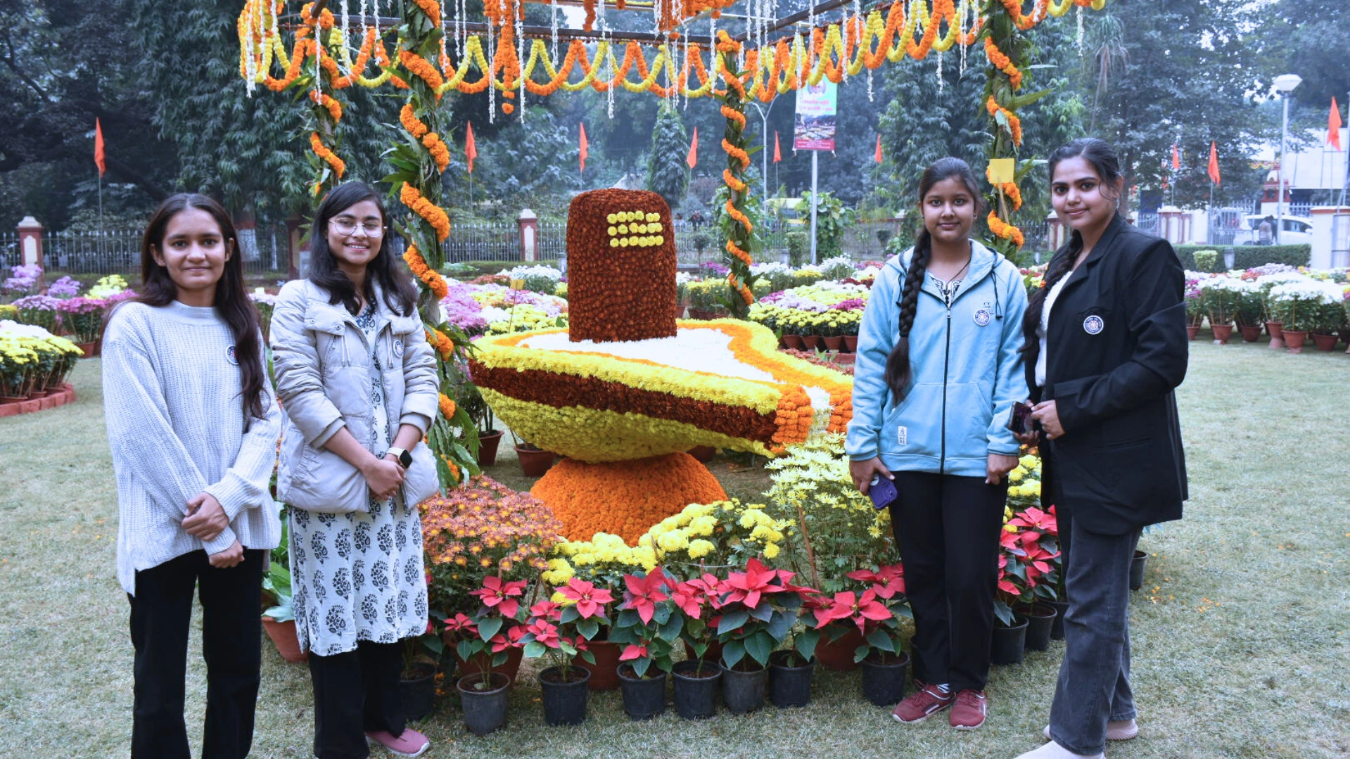 BHU में संस्कृति, विज्ञान और परंपरा का संगम: मालवीय स्मृति पुष्प प्रदर्शनी से लेकर काशी शब्दोत्सव तक, तीन दिनों तक चलेगा ज्ञान और कला का महाकुंभ