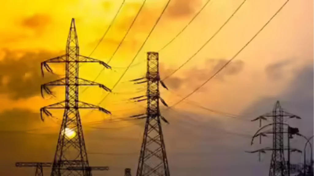 Varanasi में सर्दी में भी गर्मी जैसी बिजली खपत 8 Varanasi में सर्दी में भी गर्मी जैसी बिजली खपत, बढ़ी ट्रिपिंग की समस्या; अधिकारी बता रहे ये बड़ी वजह