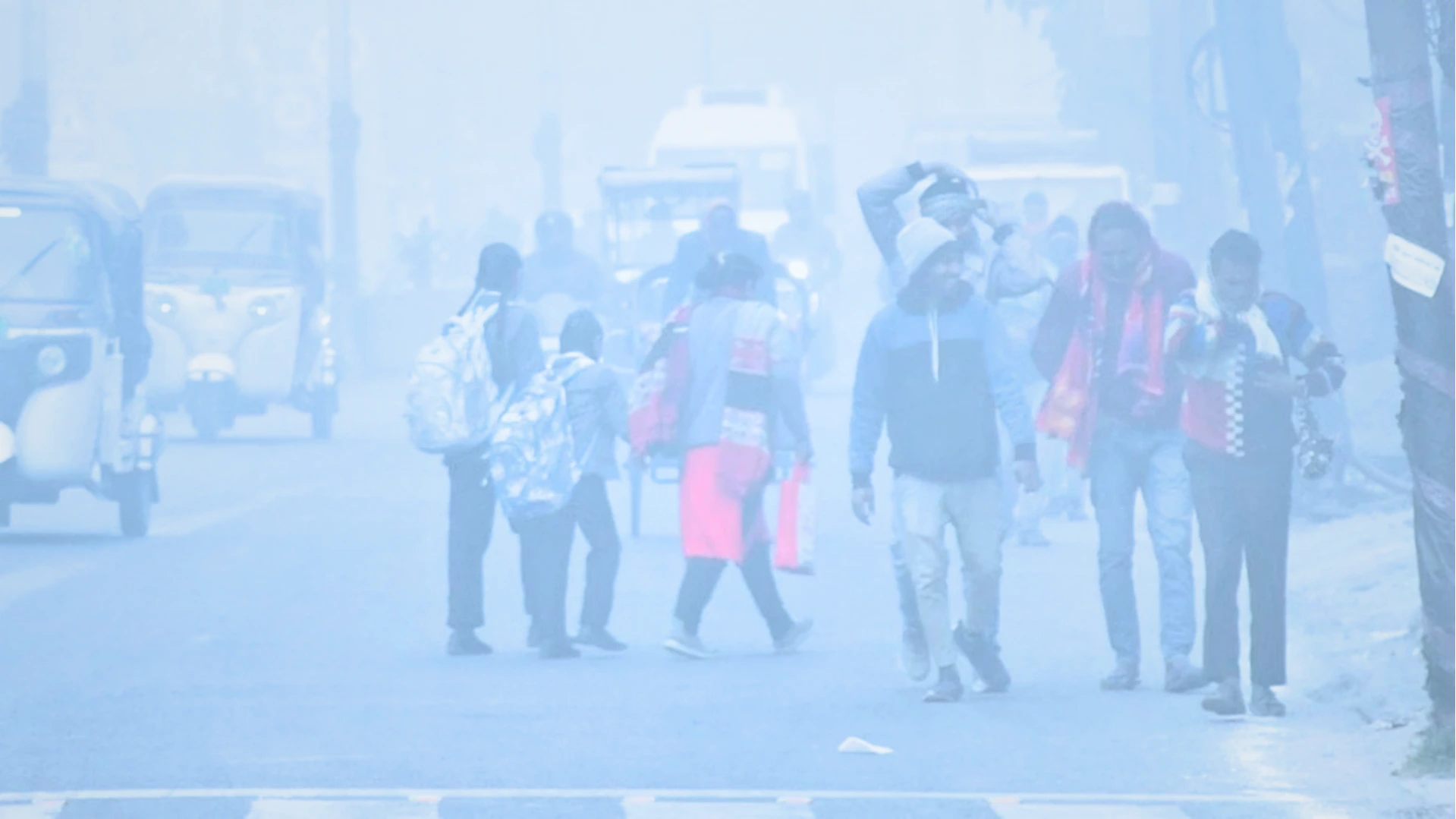 अब Uttar Pradesh के इस जिले में बंद हुए आठवीं तक के स्कूल 7 अब Uttar Pradesh के इस जिले में बंद हुए आठवीं तक के स्कूल, डीएम ने जारी किए आदेश