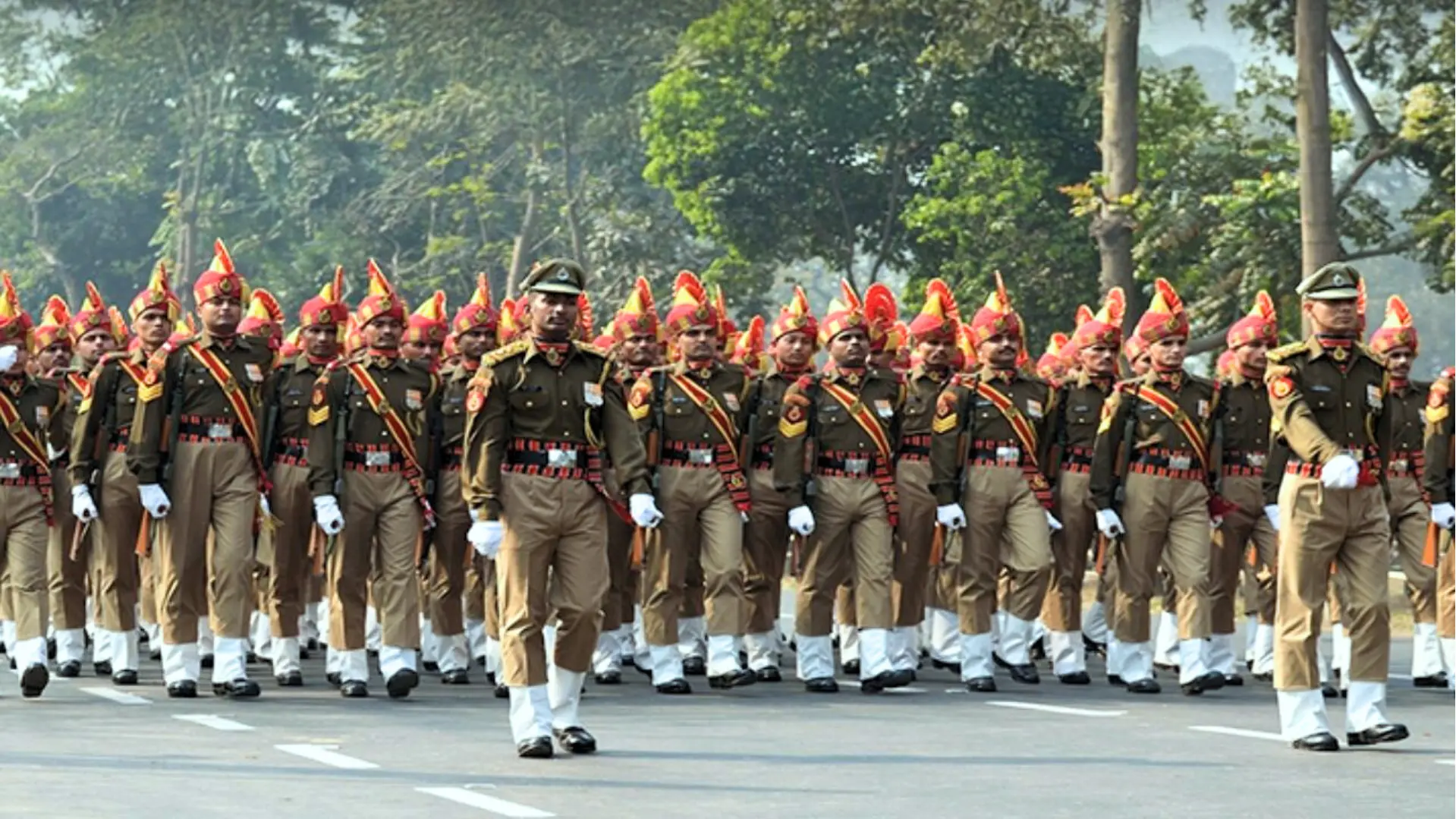 CM Yogi आज 35 पुलिसकर्मियों को करेंगे सम्मानित, गणतंत्र दिवस पर दिखेगा वीरता और सेवा का सम्मान